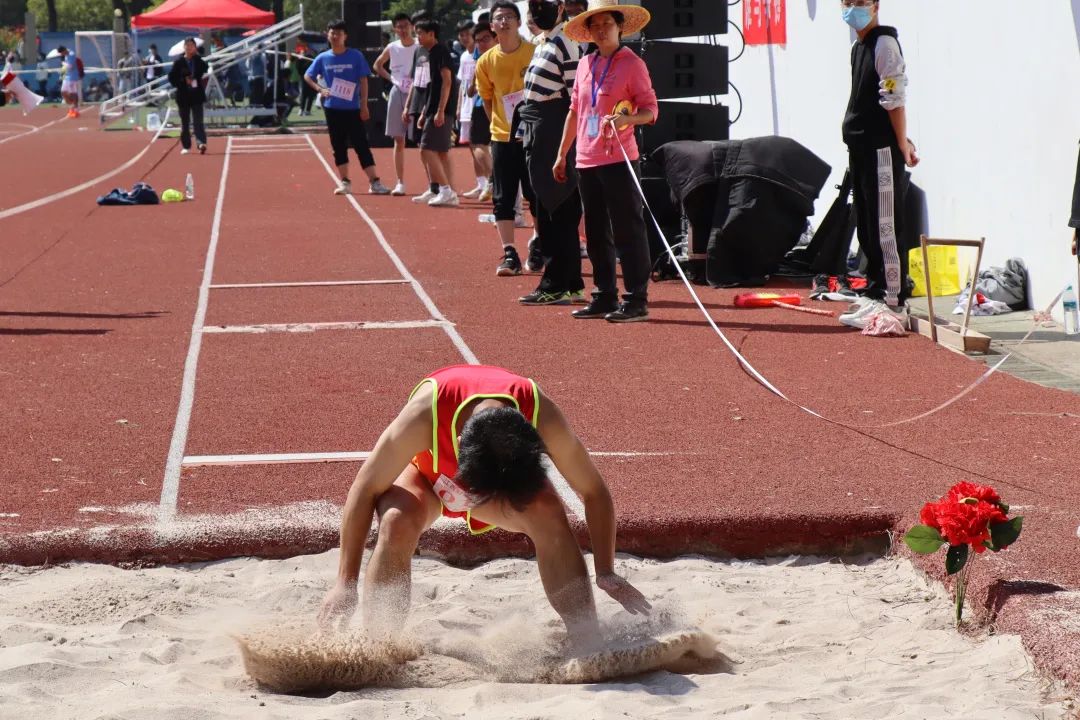 态总是备受 态总是备受